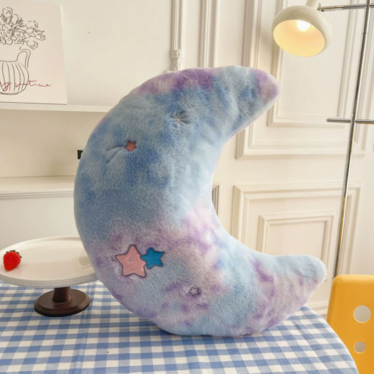 Adorable Moon shaped Pillow Factory
