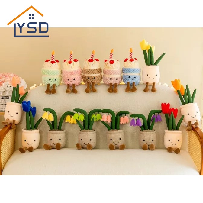 Búp bê nhà bằng chậu cây